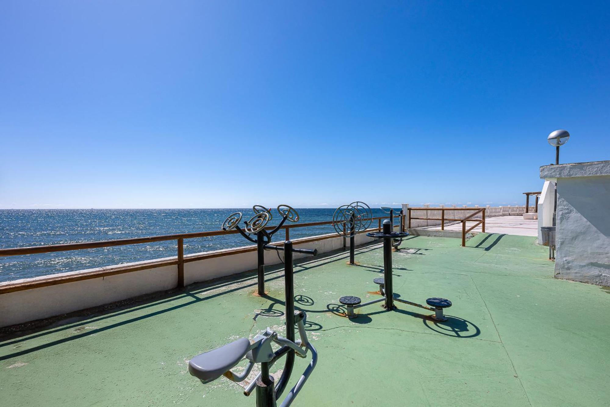 Fancy Direct Access To Sea✺parking✺pool *